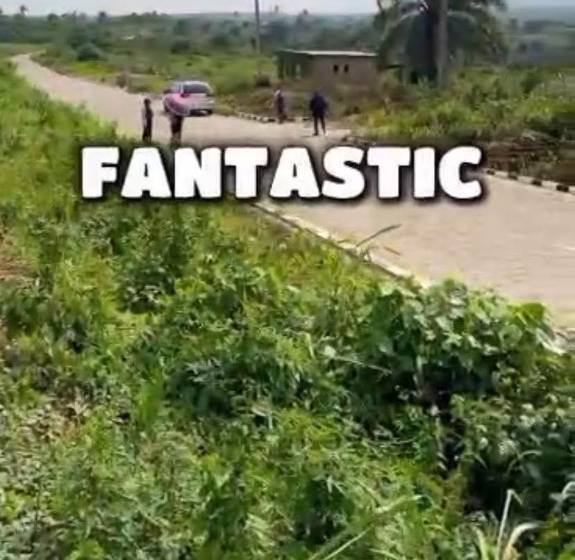 Access road to Legacy Hill City with nearby landmarks including Epe Toll Gate and LASUED